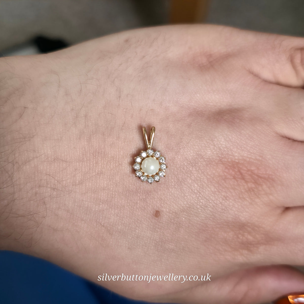 9ct Yellow Gold Small White Pearl And White Stone Halo Cluster Pendant Piece