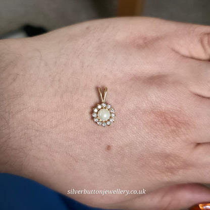 9ct Yellow Gold Small White Pearl And White Stone Halo Cluster Pendant Piece