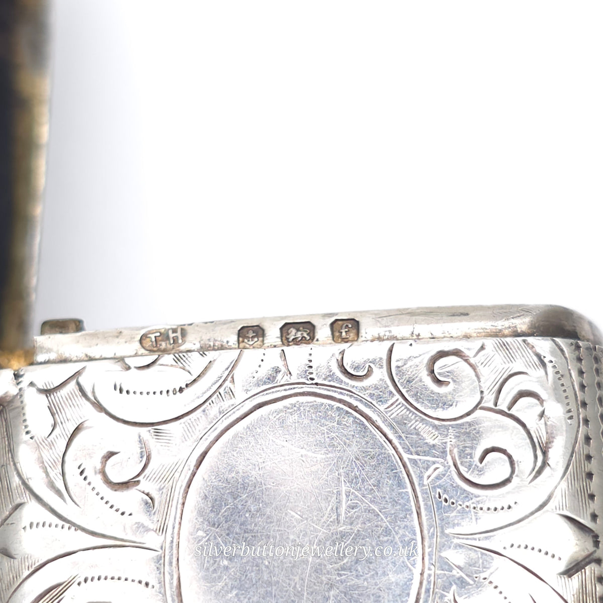 Sterling Silver Antique Engraved Scrollwork Patterned Vesta Case 1905