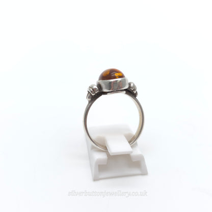 Sterling Silver Vintage Oval Cabochon Solitaire Ring