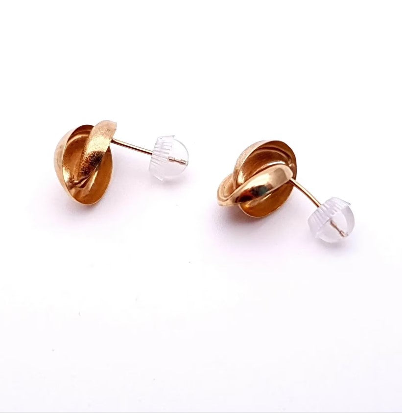 9ct yellow gold interlinking oval stud earrings