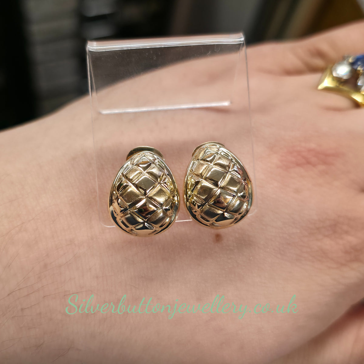 9ct Yellow Gold Vintage Hollow Turtle Shell Diamond Pattern Clip On Earrings
