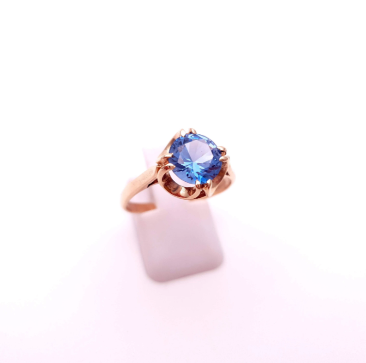 9ct Yellow Gold Bright Blue Cubic Zirconia CZ Solitaire Ring