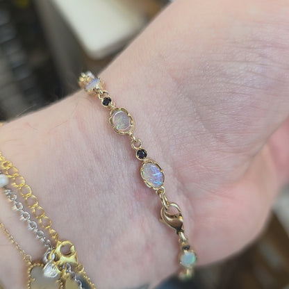 9ct Yellow Gold Vintage Flashy 'Jelly' Opal And Dark Sapphire Gemstone Bracelet